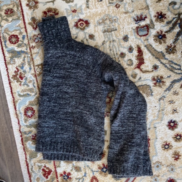 Zara cropped mock neck sweater - Picture 5 of 6